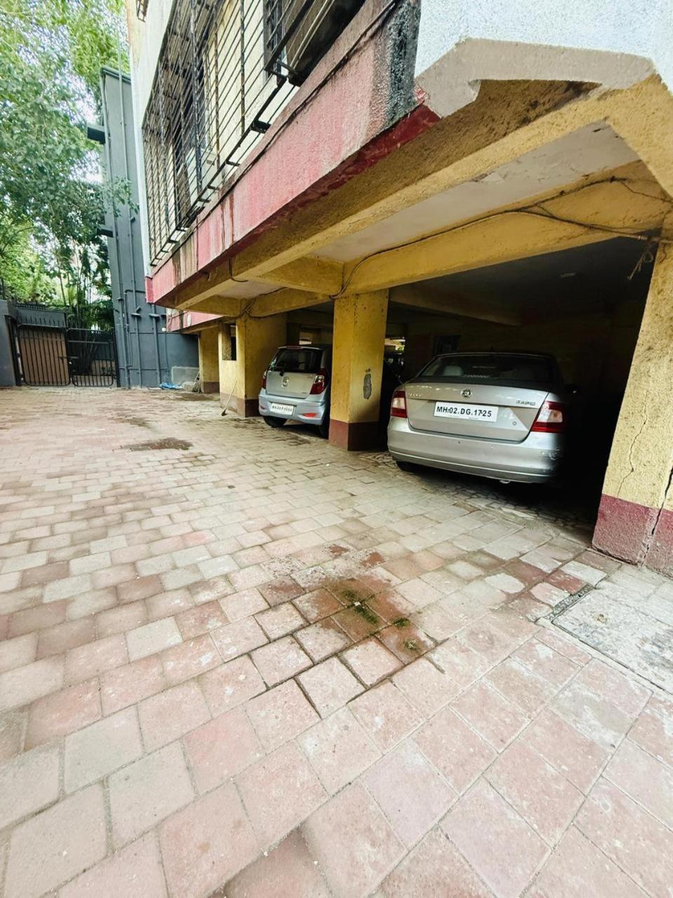Hotel Crystal Luxury Inn- Bandra مومباي المظهر الخارجي الصورة