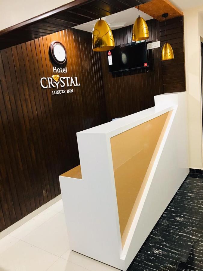 Hotel Crystal Luxury Inn- Bandra مومباي المظهر الخارجي الصورة