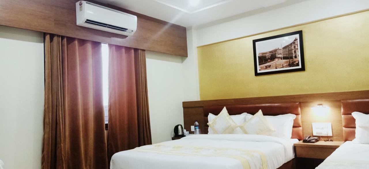 Hotel Crystal Luxury Inn- Bandra مومباي المظهر الخارجي الصورة